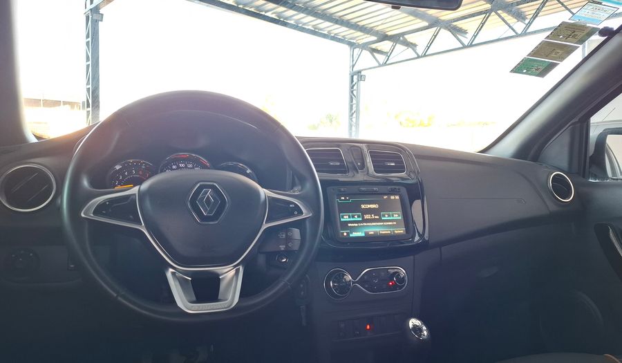 Renault Sandero Stepway 1.6 INTENS Hatchback 2022