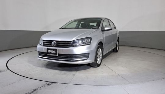 Volkswagen • Vento