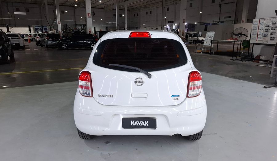 Nissan March 1.6 ACENTA MT Hatchback 2013
