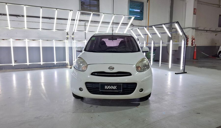 Nissan March 1.6 ACENTA MT Hatchback 2013