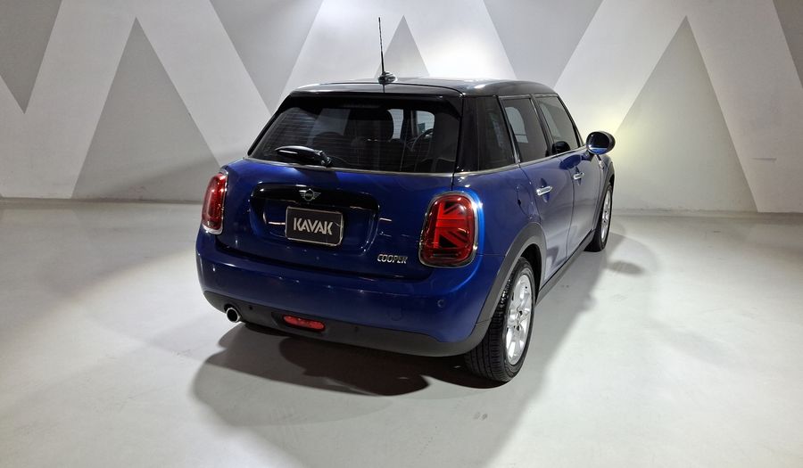 Mini Cooper 1.5 COOPER CHILI CONNECTED EDITION DCT Hatchback 2019