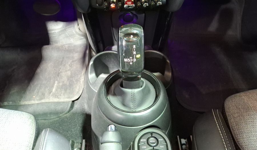 Mini Cooper 1.5 COOPER CHILI CONNECTED EDITION DCT Hatchback 2019