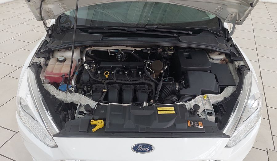Ford Focus 2.0 16V SEDAN SE POWERSHIFT Sedan 2016