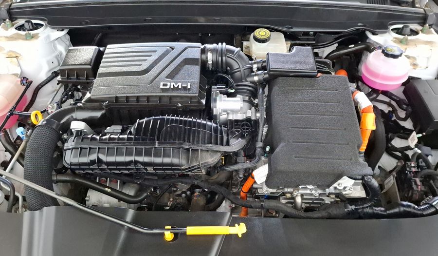 Byd King 1.5 PHEV DM-I 55KM AUTO Sedan 2025