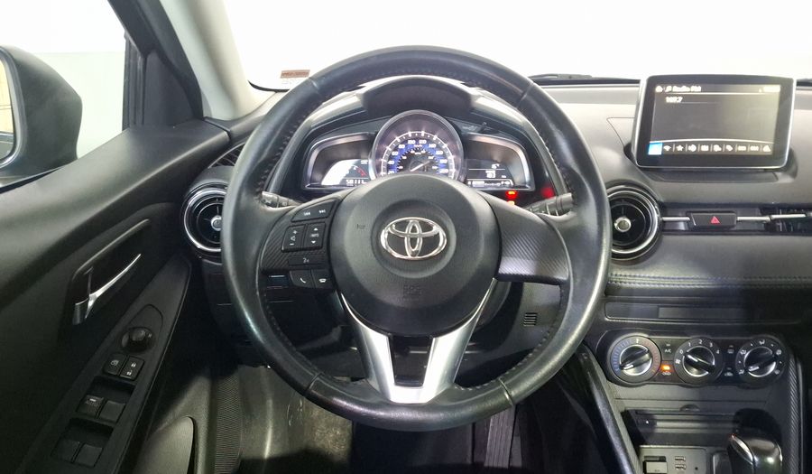 Toyota Yaris 1.5 R XLE AT Sedan 2018