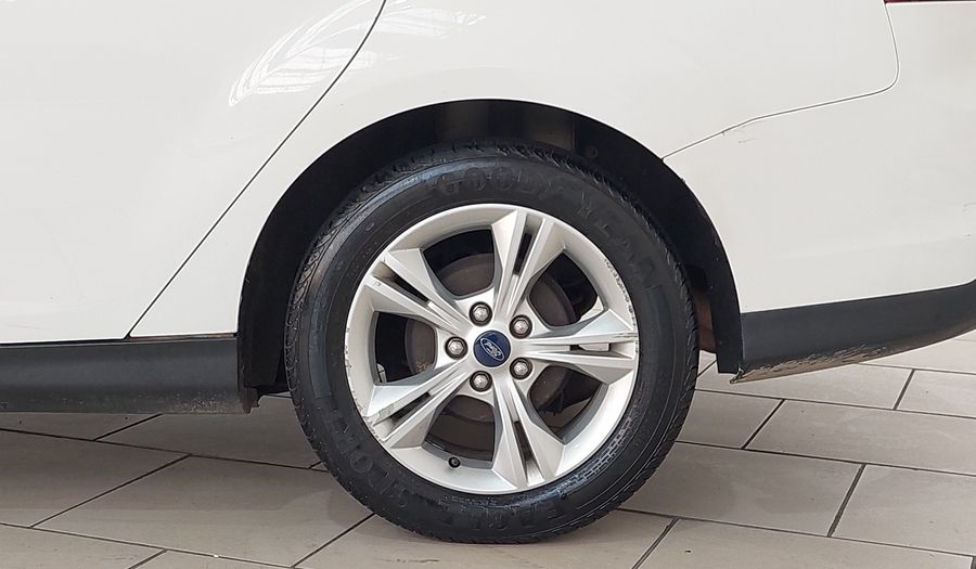 Ford Focus 2.0 16V SEDAN S POWERSHIFT Sedan 2015