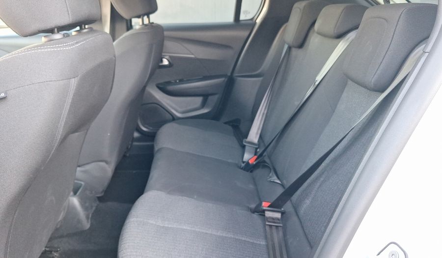 Peugeot 208 1.2 PURETECH 75 HP STYLE Hatchback 2023