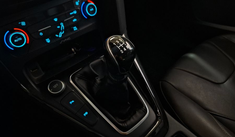 Ford Focus Iii 2.0 TITANIUM Hatchback 2018