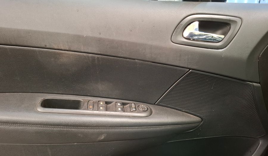 Peugeot 408 2.0 16V ALLURE+ Sedan 2011