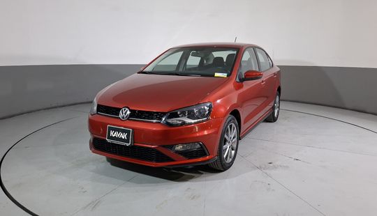 Volkswagen • Vento