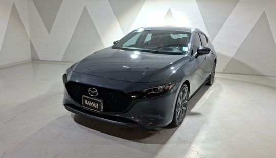 Mazda • Mazda 3