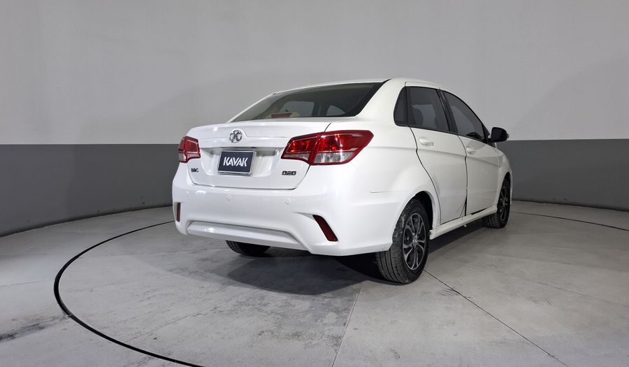Baic D20 1.5 FASHION AUTO Sedan 2018