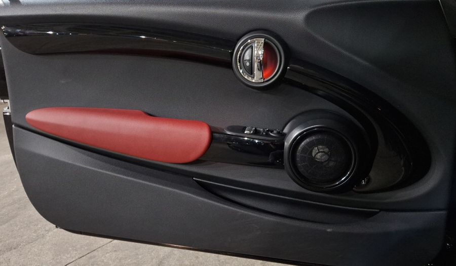 Mini John Cooper Works 2.0 JOHN COOPER WORKS HOT CHILI AUTO Hatchback 2021