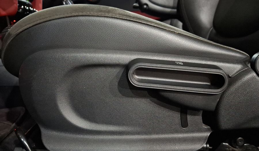 Mini John Cooper Works 2.0 JOHN COOPER WORKS HOT CHILI AUTO Hatchback 2021