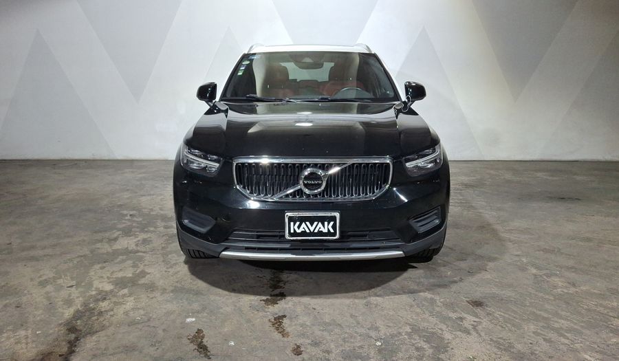 Volvo Xc40 2.0 MOMENTUM T5 AUTO 4WD Suv 2019
