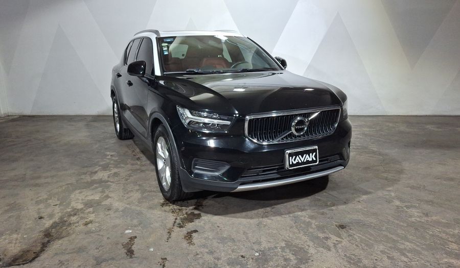 Volvo Xc40 2.0 MOMENTUM T5 AUTO 4WD Suv 2019