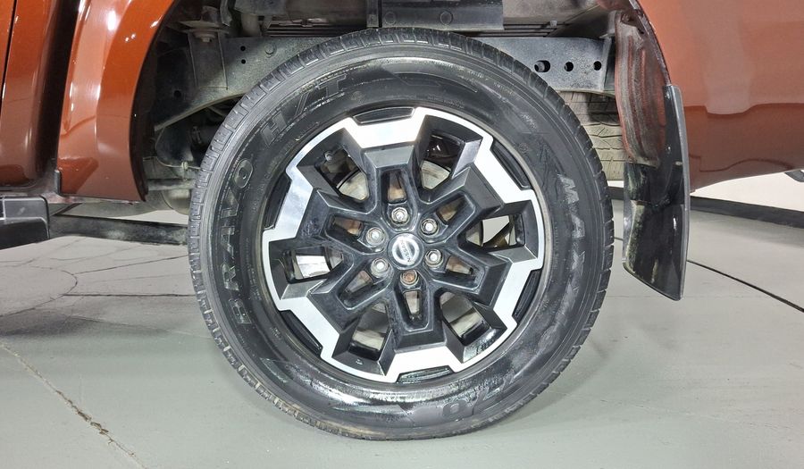 Nissan Frontier 2.5 PLATINUM LE AUTO Pickup 2021