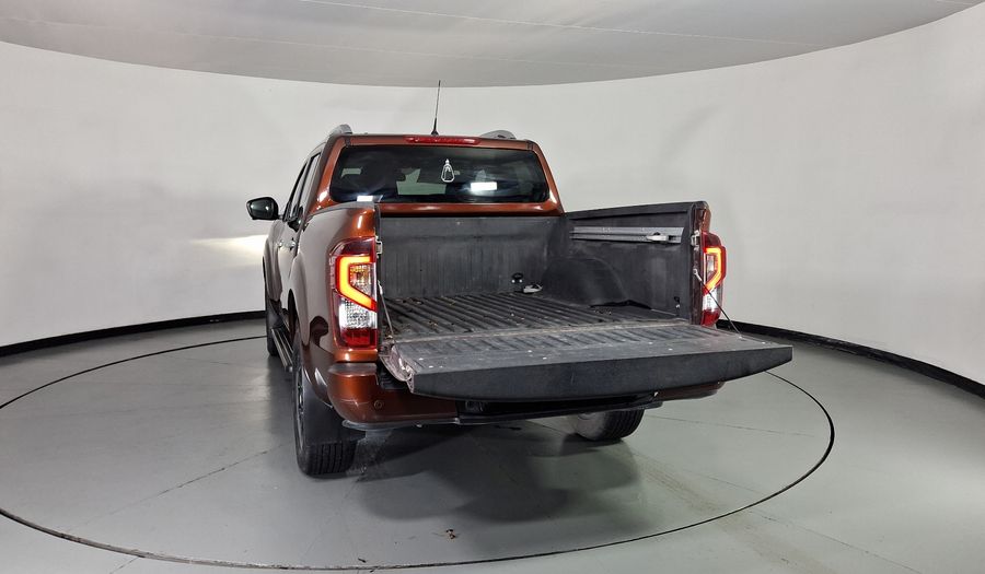 Nissan Frontier 2.5 PLATINUM LE AUTO Pickup 2021