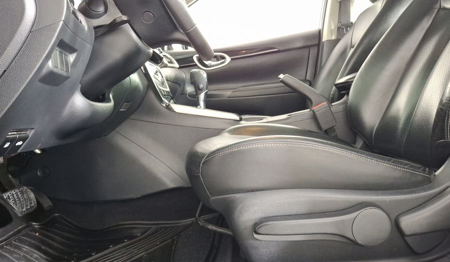 Nissan Sentra 1.8 EXCLUSIVE NAVI CVT Sedan 2017