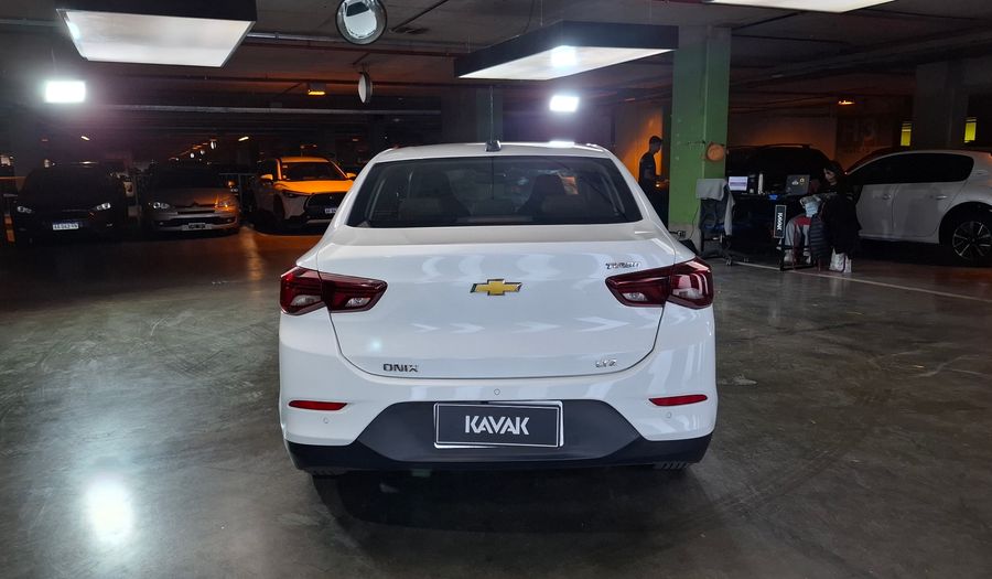 Chevrolet Onix + 1.0 TURBO LTZ AUTO Sedan 2022