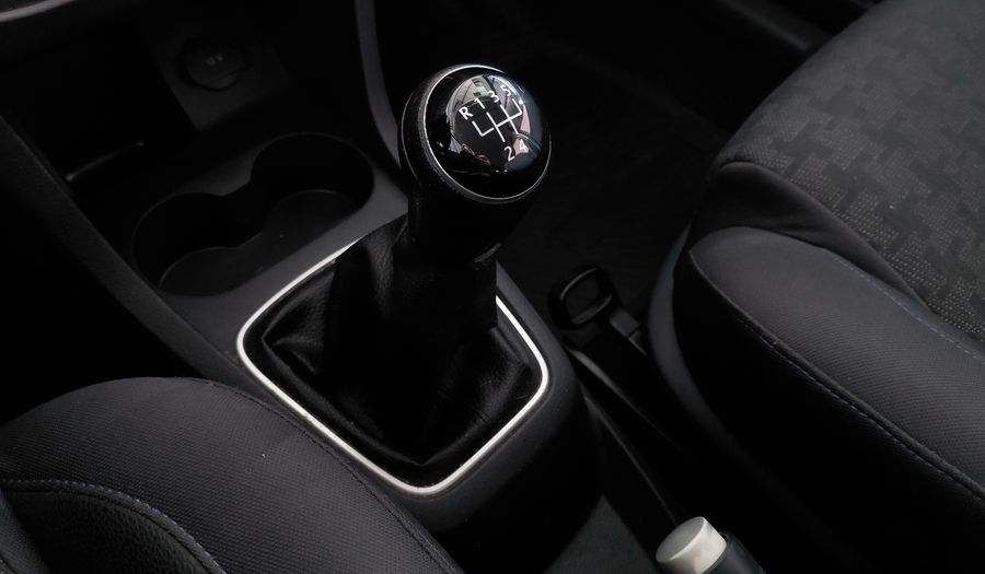 Volkswagen Suran 1.6 TRENDLINE Wagon 2017