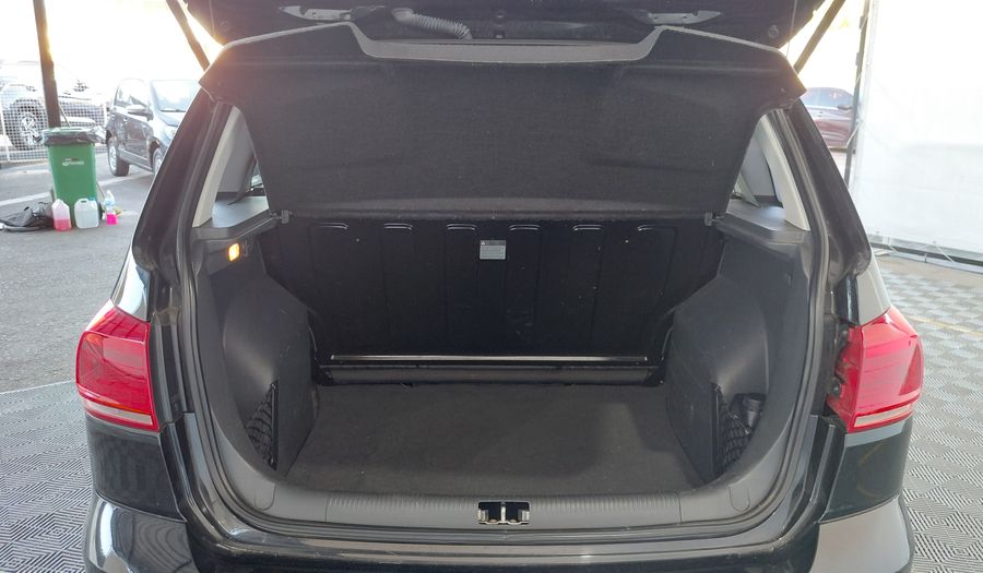 Volkswagen Suran 1.6 TRENDLINE Wagon 2017