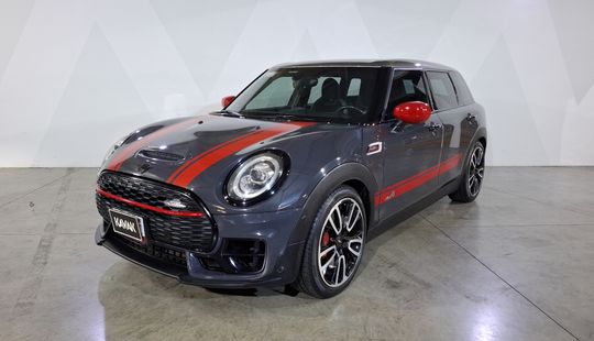 Mini • Clubman