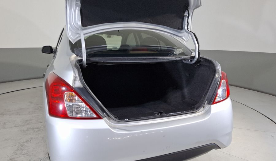 Nissan Versa 1.6 DRIVE A/C Sedan 2019