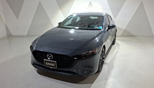 Mazda • Mazda 3