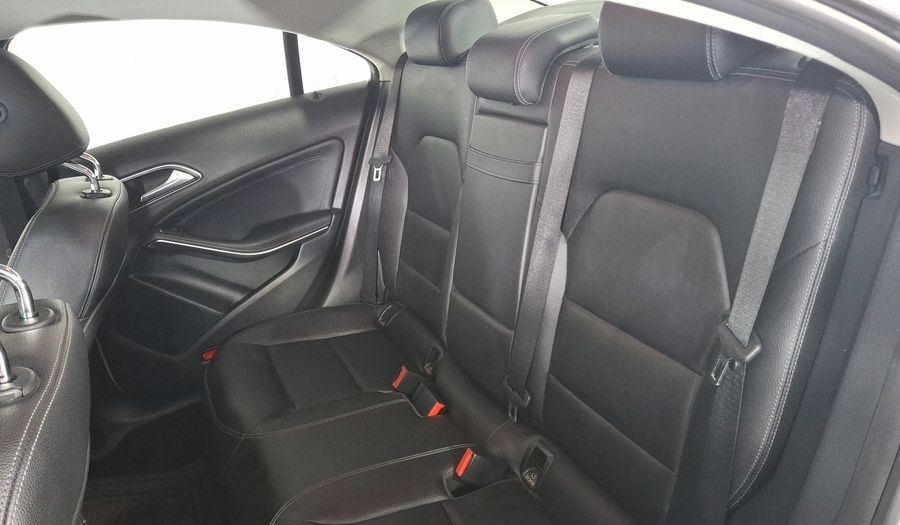 Mercedes Benz Clase Cla 1.6 CLA 200 SPORT DCT Coupe 2018