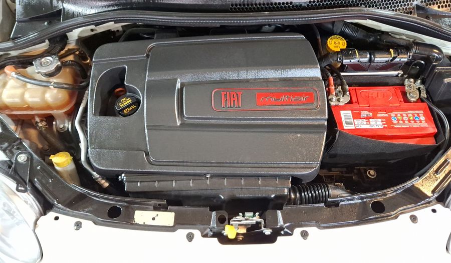 Fiat 500 1.4 TRENDY MT Hatchback 2015