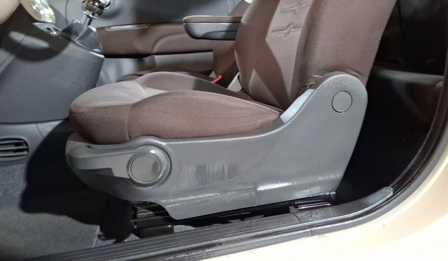 Fiat 500 1.4 TRENDY MT Hatchback 2015