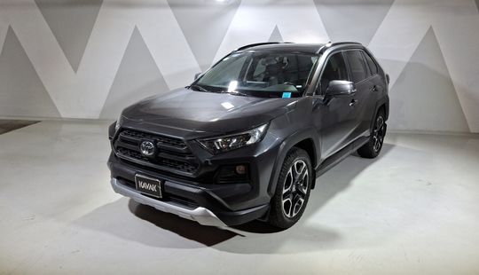 Toyota • RAV4