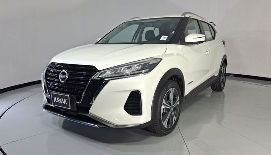 Nissan • Kicks Play