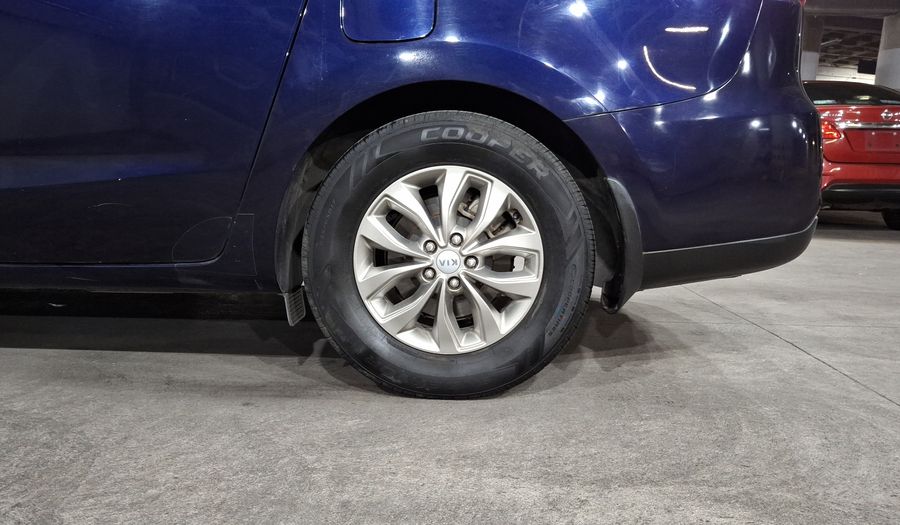 Kia Sedona 3.3 LX AUTO Minivan 2019