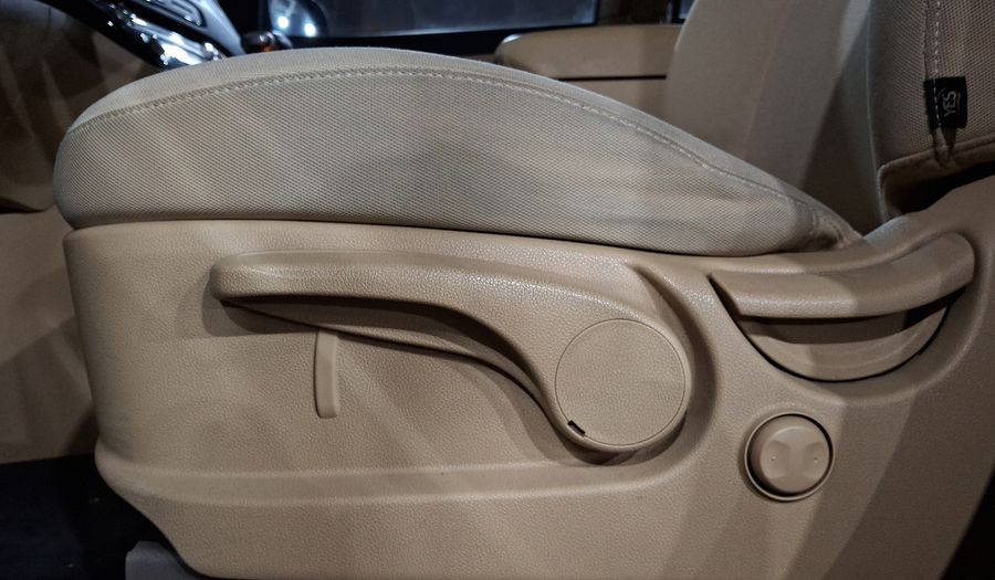 Kia Sedona 3.3 LX AUTO Minivan 2019