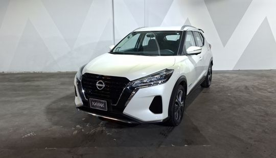 Nissan • Kicks Play