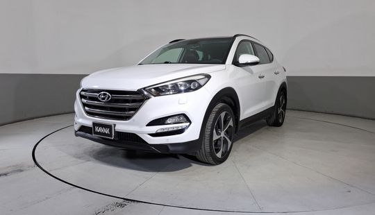 Hyundai • Tucson