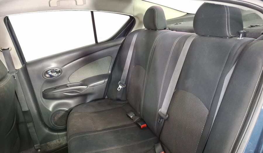 Nissan Versa 1.6 ADVANCE TA AC Sedan 2016