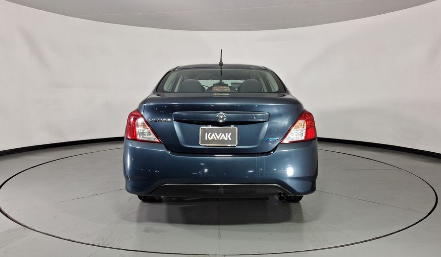Nissan Versa 1.6 ADVANCE TA AC Sedan 2016