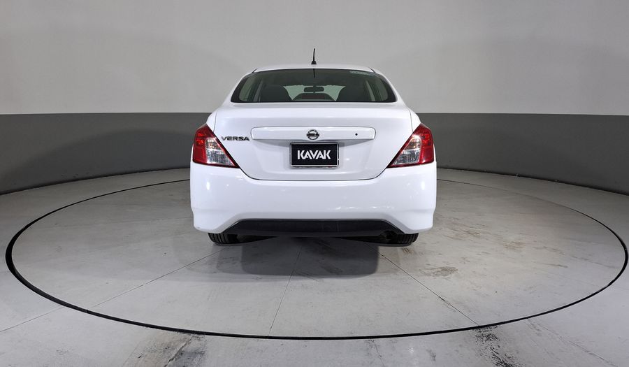 Nissan Versa 1.6 SENSE Sedan 2018