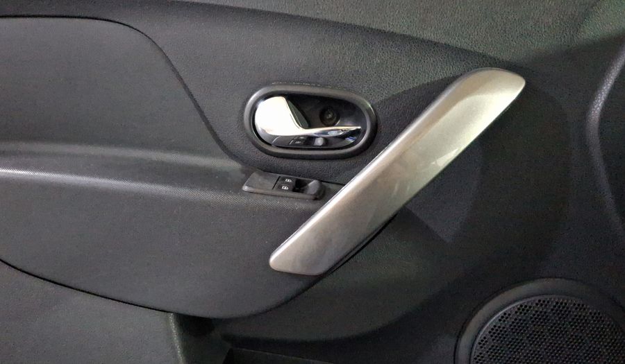 Renault Stepway 1.6 ZEN MT Hatchback 2018