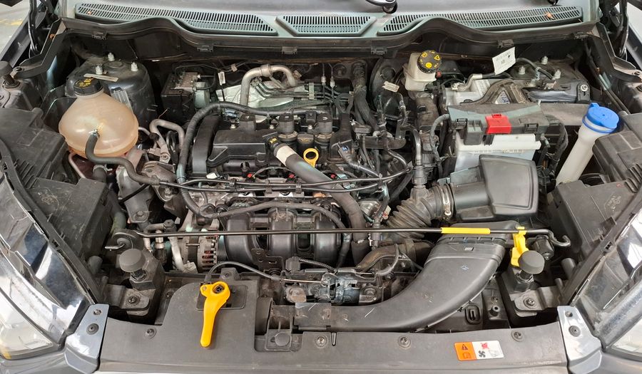 Fiat Punto 1.4 ATTRACTIVE 5P Hatchback 2013