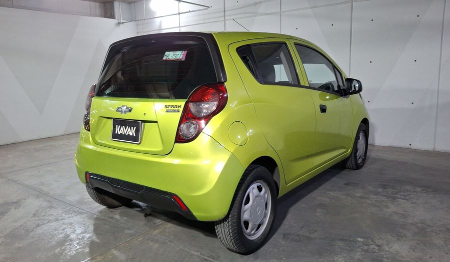 Chevrolet Spark 1.4 LT B MT Hatchback 2017
