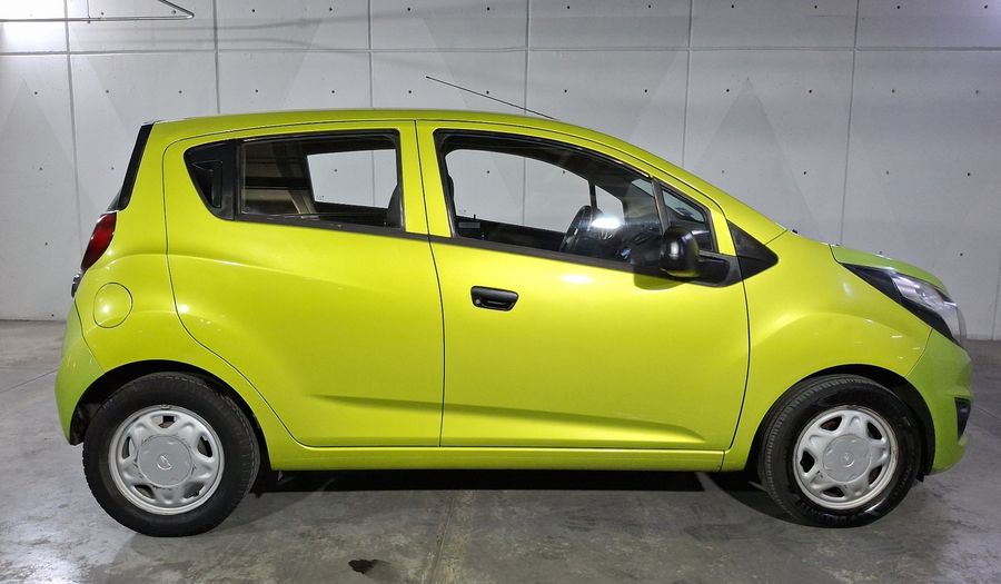 Chevrolet Spark 1.4 LT B MT Hatchback 2017