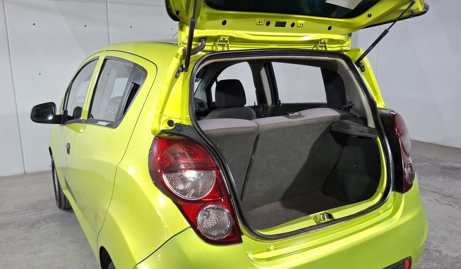 Chevrolet Spark 1.4 LT B MT Hatchback 2017