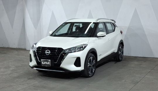 Nissan • Kicks Play