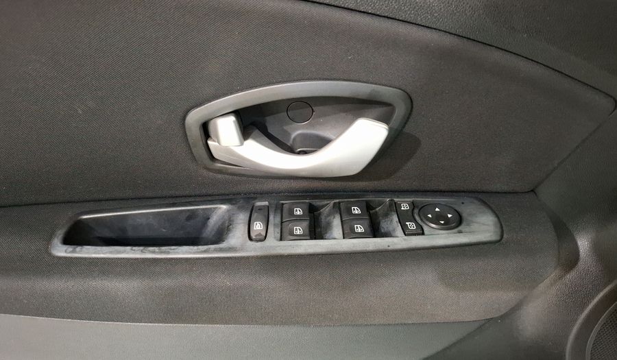 Renault Fluence 2.0 EXPRESSION AT Sedan 2014