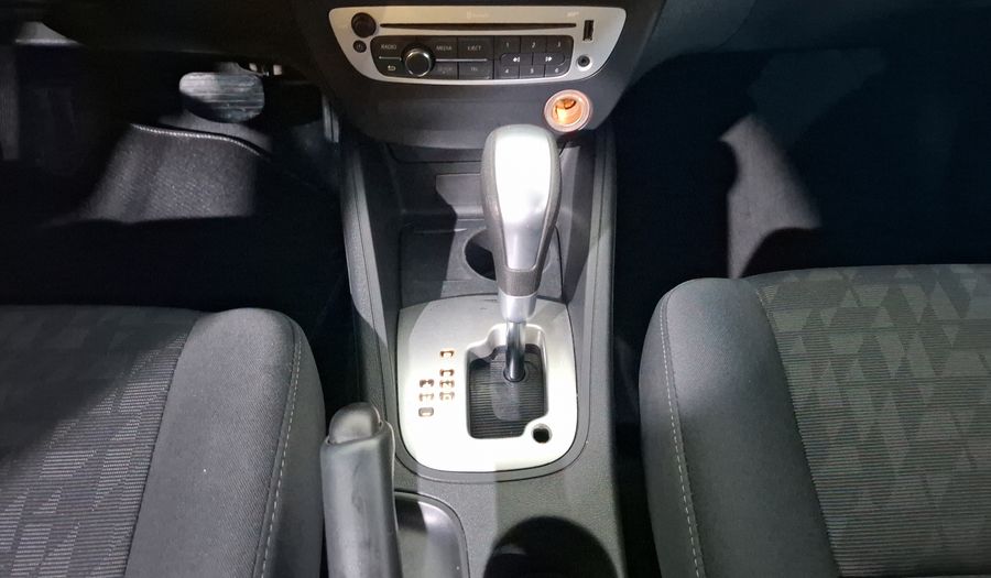 Renault Fluence 2.0 EXPRESSION AT Sedan 2014