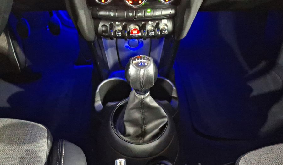 Mini Cooper 1.5 COOPER CHILI Hatchback 2019